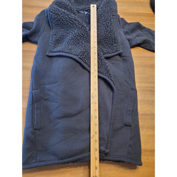 Abercrombie & Fitch Open Front Jacket Women’s XS Black Sherpa Lined Coat EUC - Picture 8 of 10